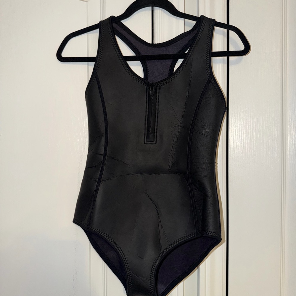 Abysse One-piece Black Zip-Front Leather Swimsuit M